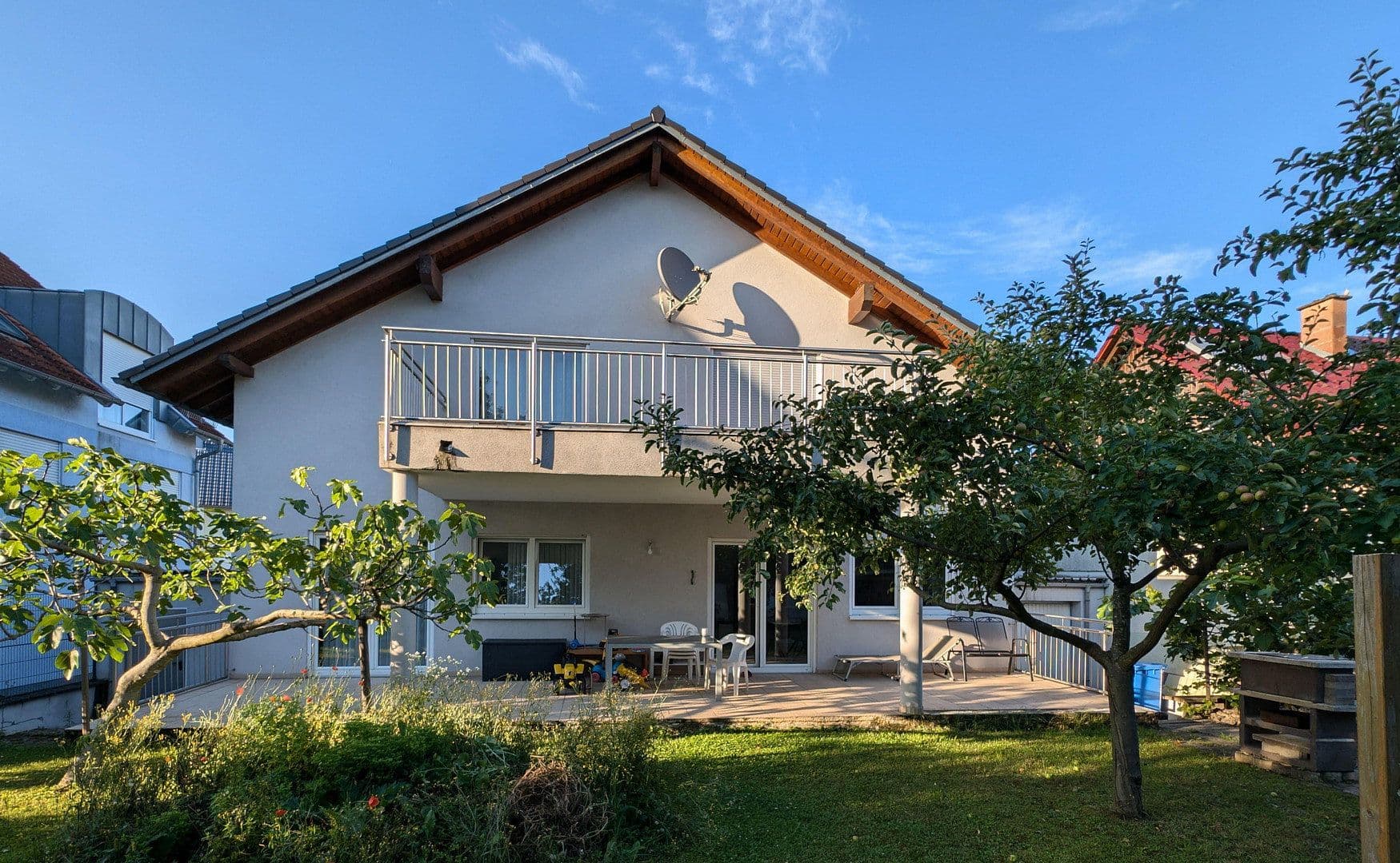 Prodej bytu 2+1 100 m², Heinrich-Heine-Ring 24, Bad Schönborn, Bádensko-Württembersko Prodej bytu 2+1 100 m², Heinrich-Heine-Ring 24, Bad Schönborn, Bádensko-Württembersko