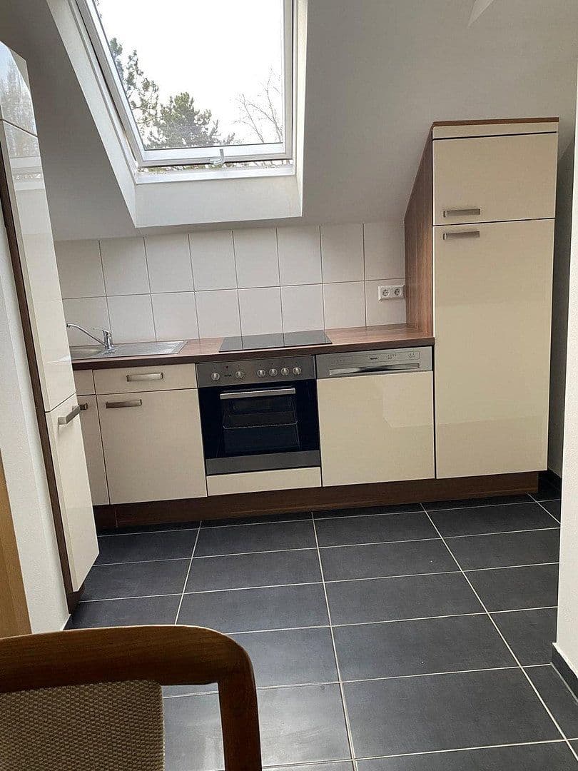 Pronájem bytu 1+1 31 m², Ostfildern, Bádensko-Württembersko Pronájem bytu 1+1 31 m², Ostfildern, Bádensko-Württembersko