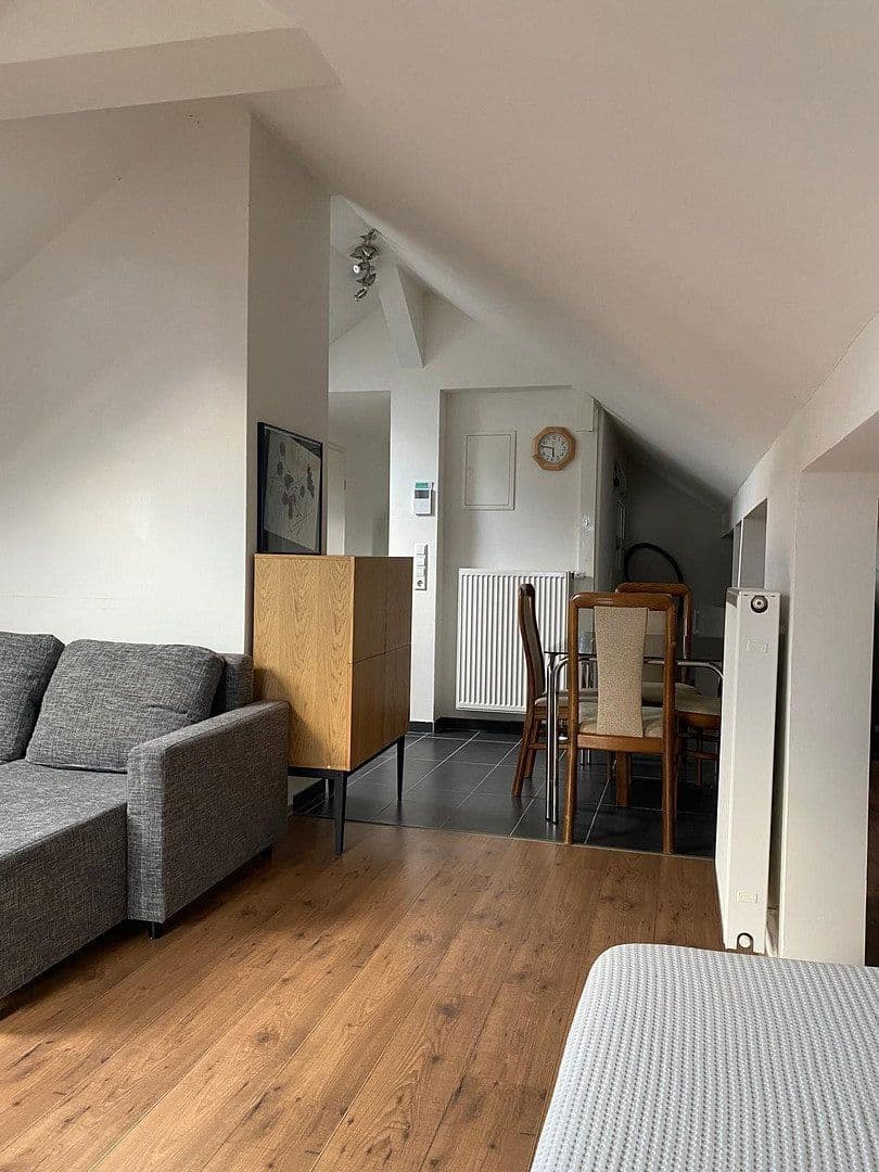 Pronájem bytu 1+1 31 m², Ostfildern, Bádensko-Württembersko Pronájem bytu 1+1 31 m², Ostfildern, Bádensko-Württembersko