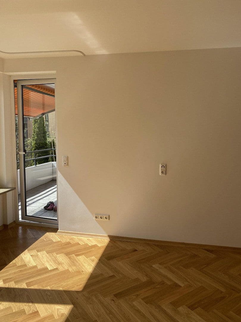 Pronájem bytu 3+1 80 m², Lübeck, Šlesvicko-Holštýnsko Pronájem bytu 3+1 80 m², Lübeck, Šlesvicko-Holštýnsko