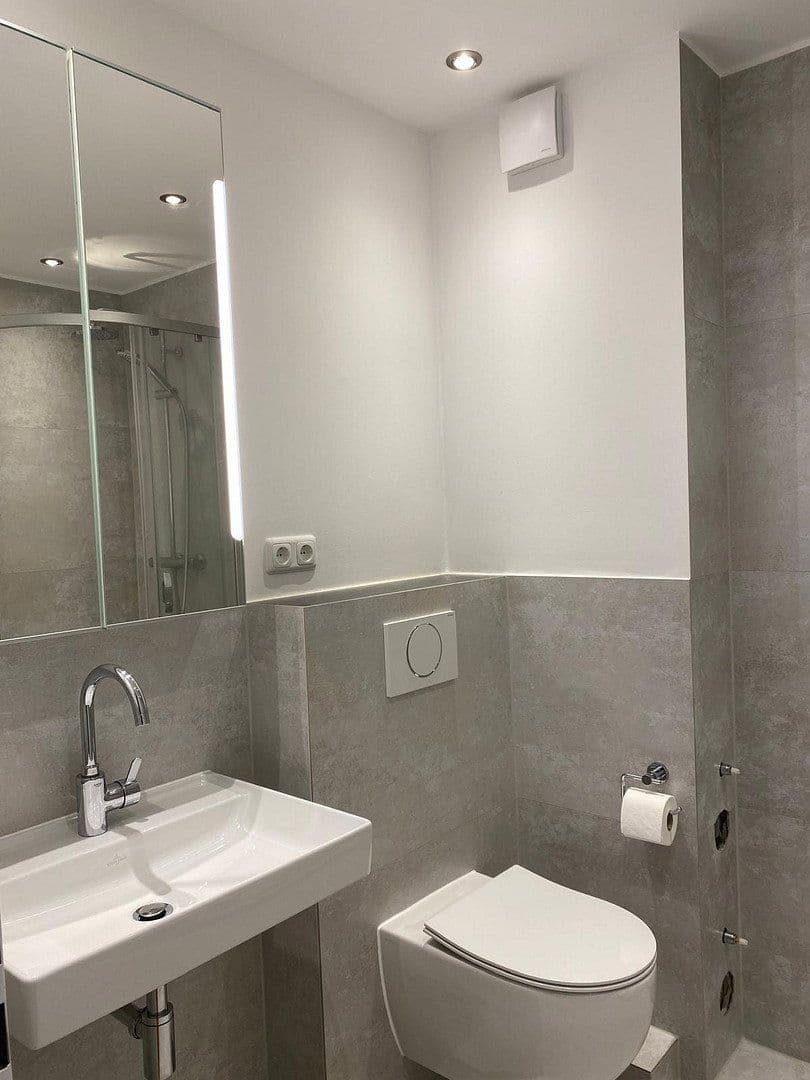 Pronájem bytu 3+1 80 m², Lübeck, Šlesvicko-Holštýnsko Pronájem bytu 3+1 80 m², Lübeck, Šlesvicko-Holštýnsko