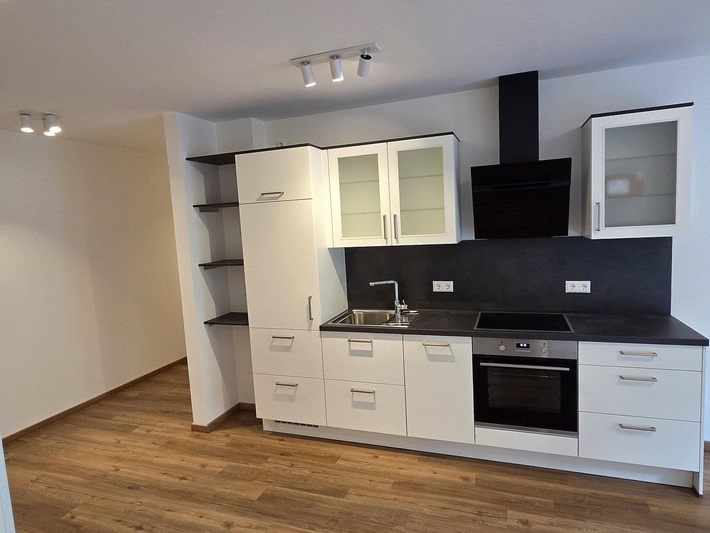 Pronájem bytu 2+1 42 m², Steinbruchweg 6, Kempten (Allgäu), Bavorsko Pronájem bytu 2+1 42 m², Steinbruchweg 6, Kempten (Allgäu), Bavorsko