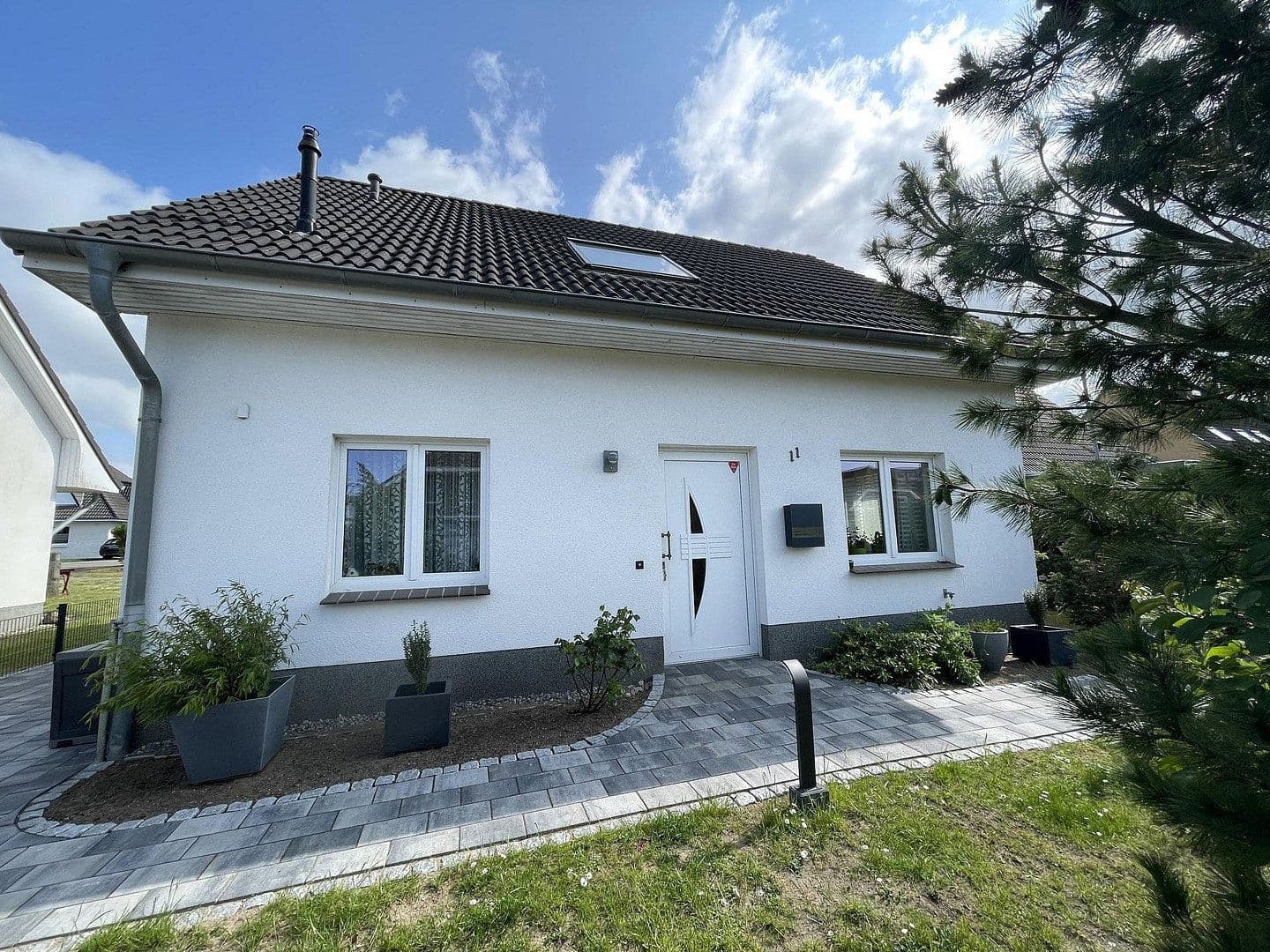 Prodej domu 111 m², pozemek 555 m², Am Kapellenberg 11, Grevesmühlen, Mecklenburg-Vorpommern Prodej domu 111 m², pozemek 555 m², Am Kapellenberg 11, Grevesmühlen, Mecklenburg-Vorpommern