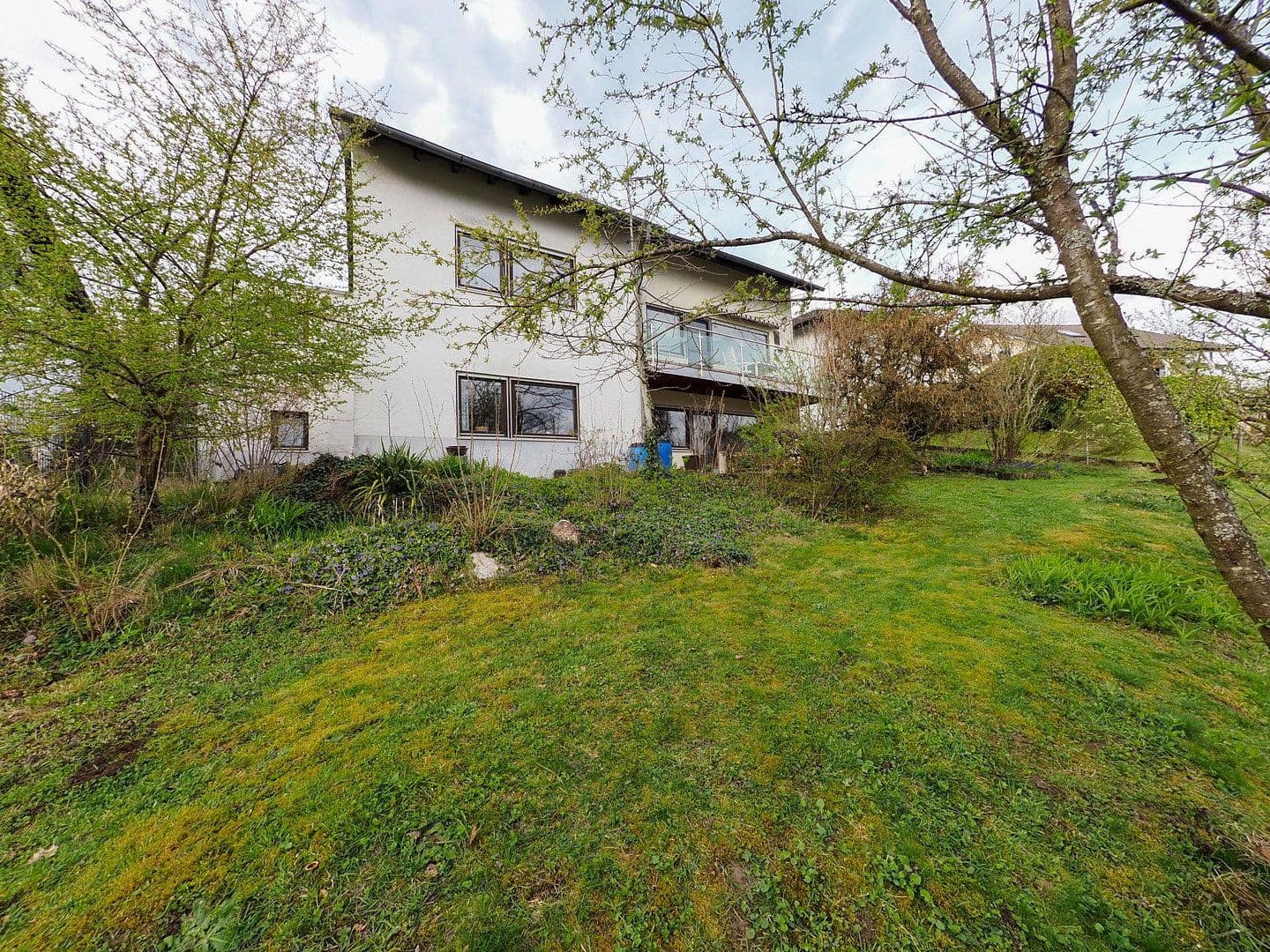 Prodej domu 214 m², pozemek 553 m², Heiligkreuzsteinach, Bádensko-Württembersko Prodej domu 214 m², pozemek 553 m², Heiligkreuzsteinach, Bádensko-Württembersko