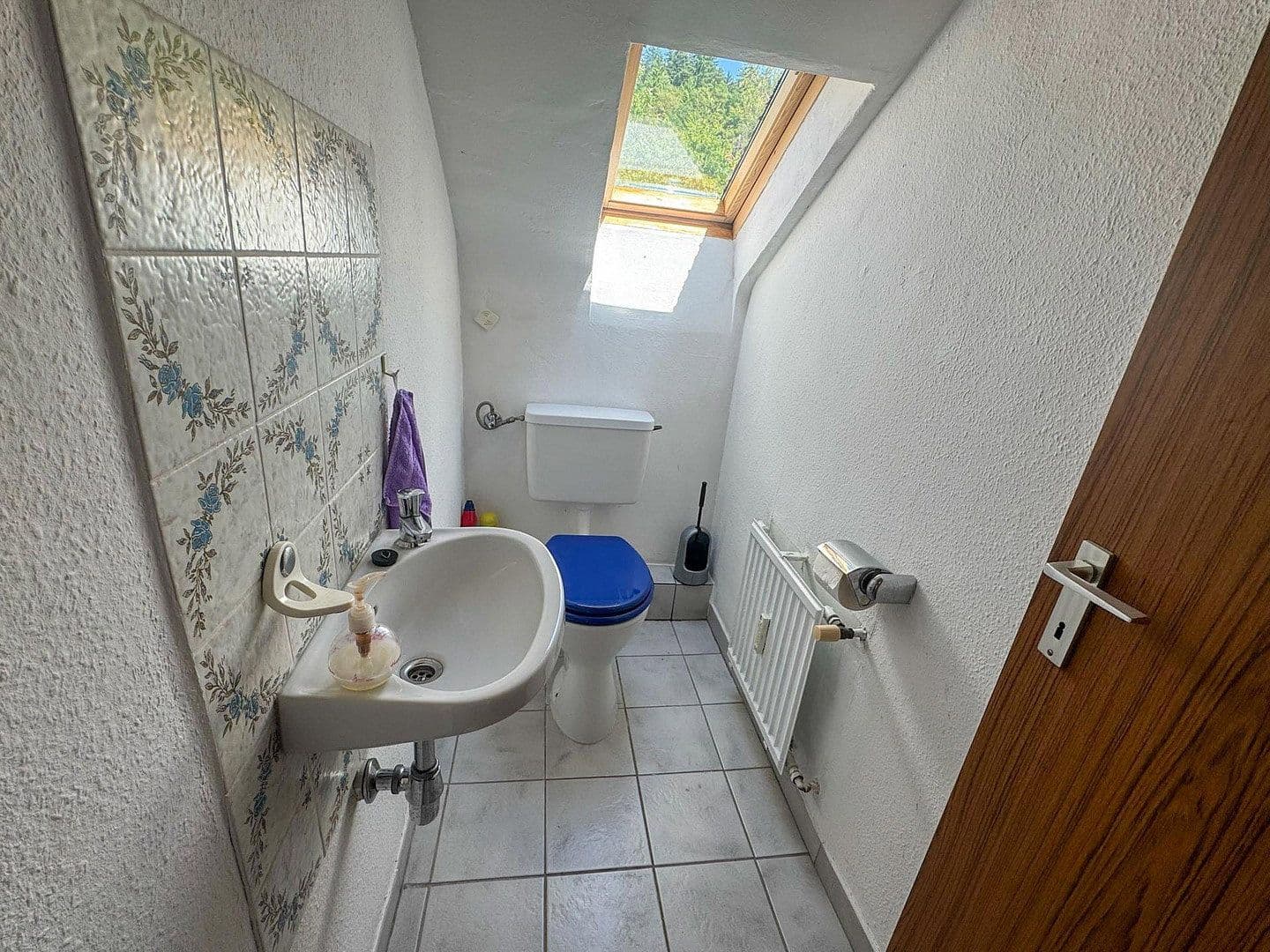 Prodej domu 214 m², pozemek 553 m², Heiligkreuzsteinach, Bádensko-Württembersko Prodej domu 214 m², pozemek 553 m², Heiligkreuzsteinach, Bádensko-Württembersko