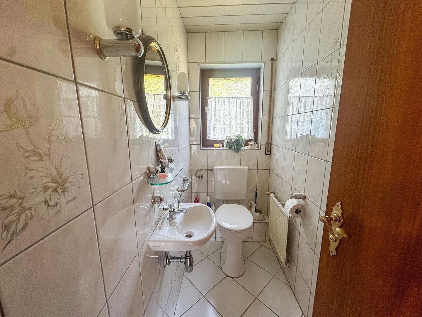 Prodej domu 214 m², pozemek 553 m², Heiligkreuzsteinach, Bádensko-Württembersko Prodej domu 214 m², pozemek 553 m², Heiligkreuzsteinach, Bádensko-Württembersko
