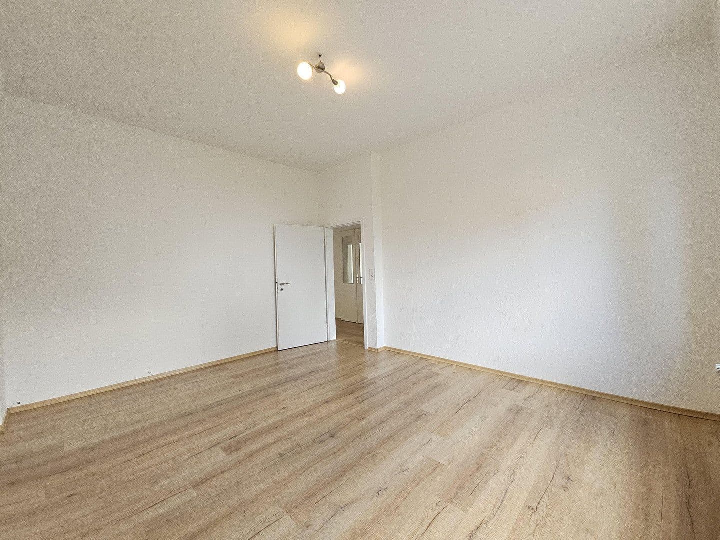 Pronájem bytu 3+1 88 m², Niedersteinanlage 3, Lüdenscheid, Severní Porýní-Vestfálsko Pronájem bytu 3+1 88 m², Niedersteinanlage 3, Lüdenscheid, Severní Porýní-Vestfálsko