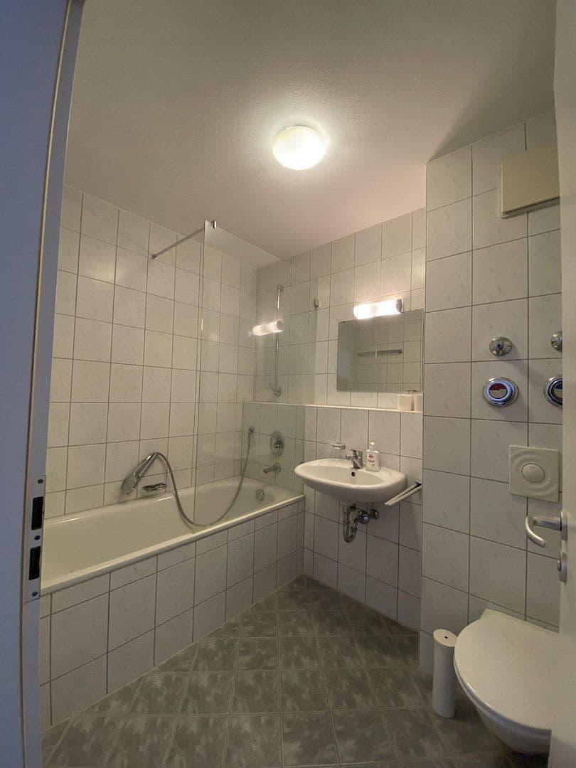 Prodej bytu 2+1 48 m², Siedlerstraße 6, Unterschleißheim, Bavorsko Prodej bytu 2+1 48 m², Siedlerstraße 6, Unterschleißheim, Bavorsko
