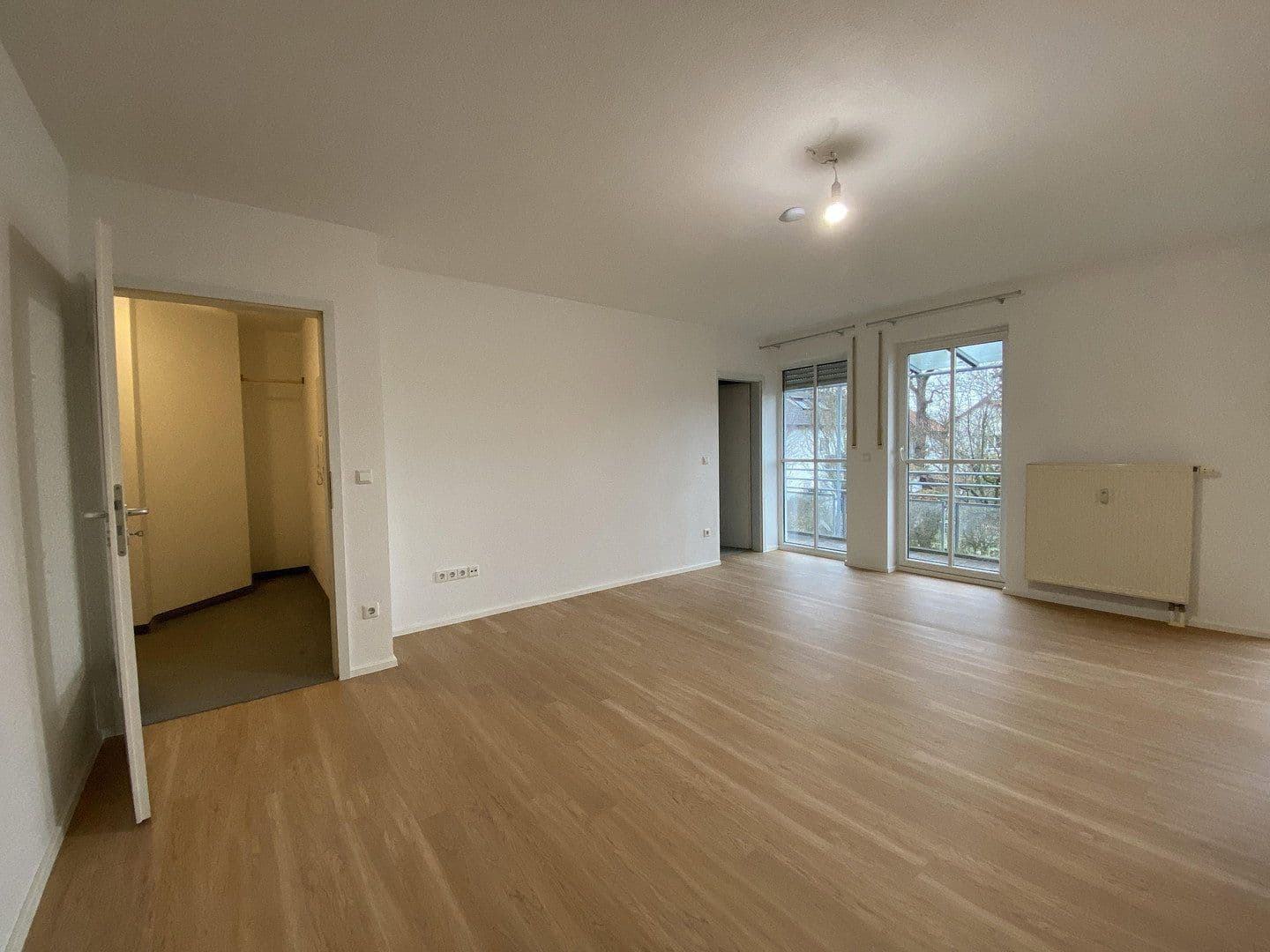 Prodej bytu 2+1 48 m², Siedlerstraße 6, Unterschleißheim, Bavorsko Prodej bytu 2+1 48 m², Siedlerstraße 6, Unterschleißheim, Bavorsko