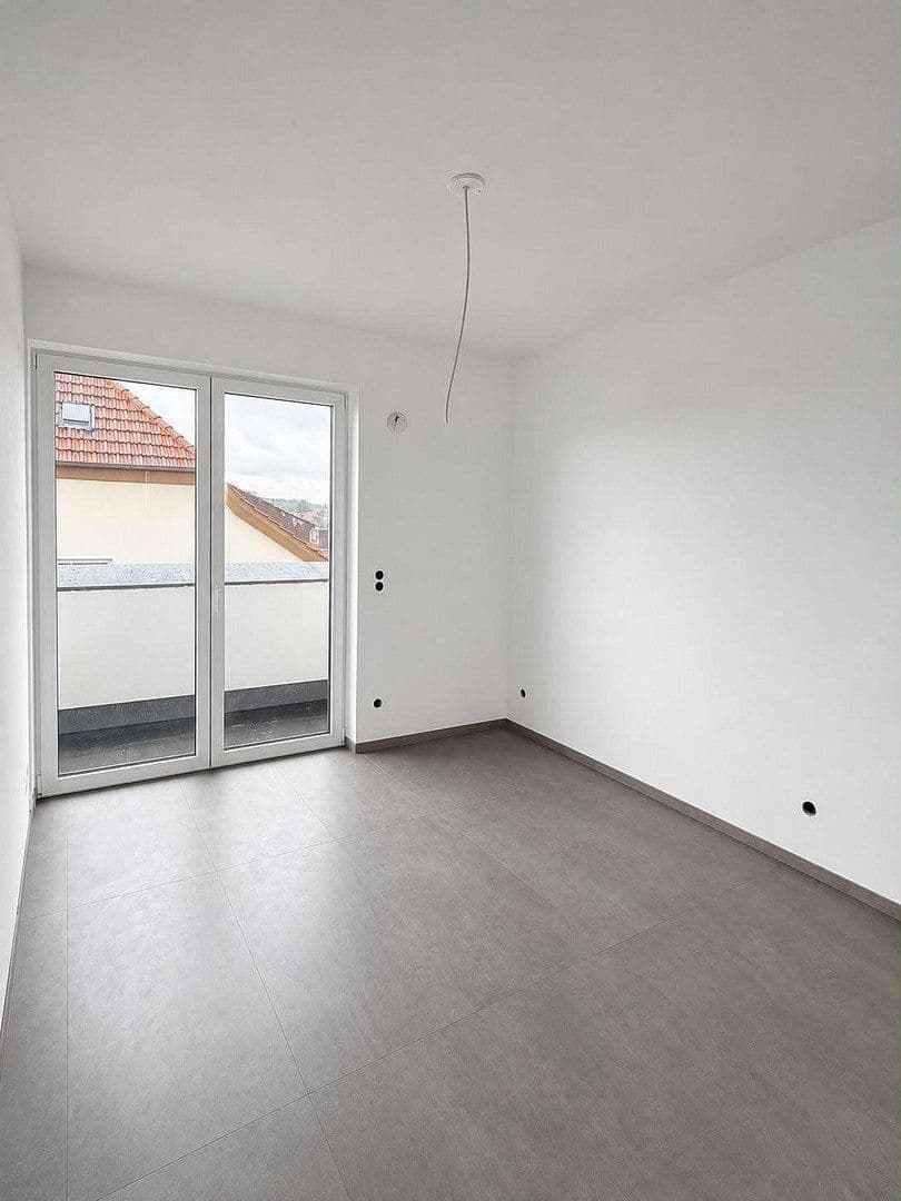Pronájem bytu 4+1 98 m², Detmolder Straße 105, Bad Lippspringe, Severní Porýní-Vestfálsko Pronájem bytu 4+1 98 m², Detmolder Straße 105, Bad Lippspringe, Severní Porýní-Vestfálsko