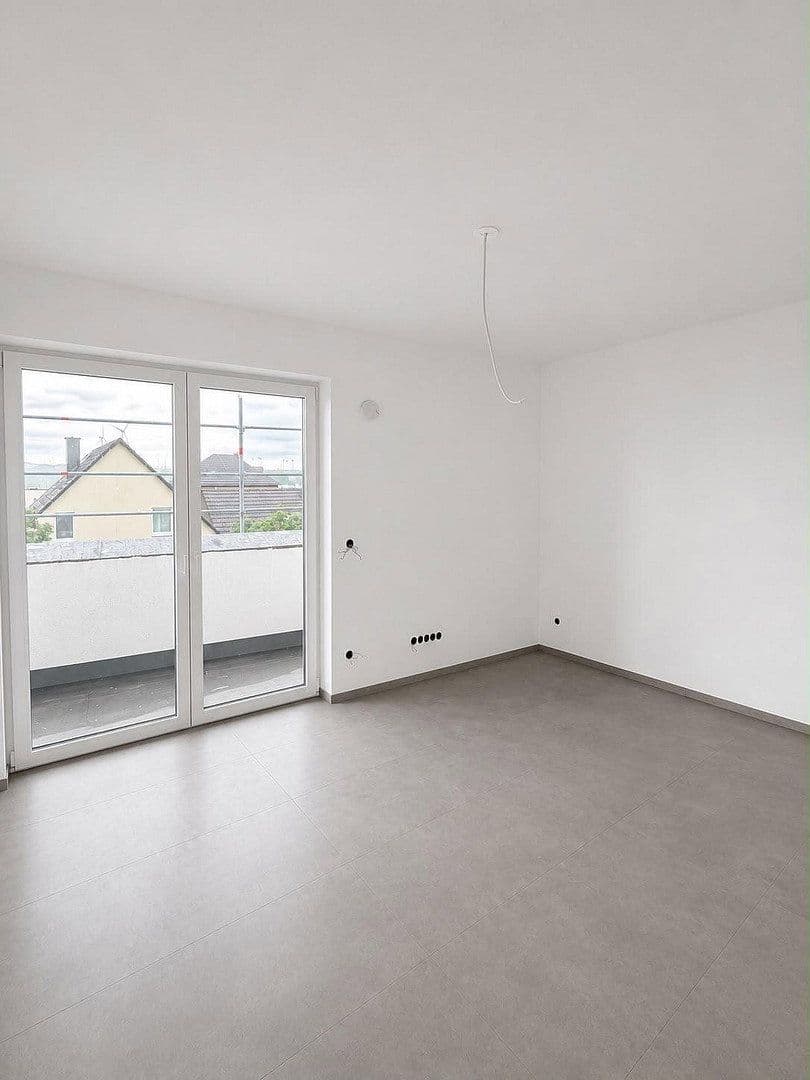 Pronájem bytu 4+1 98 m², Detmolder Straße 105, Bad Lippspringe, Severní Porýní-Vestfálsko Pronájem bytu 4+1 98 m², Detmolder Straße 105, Bad Lippspringe, Severní Porýní-Vestfálsko