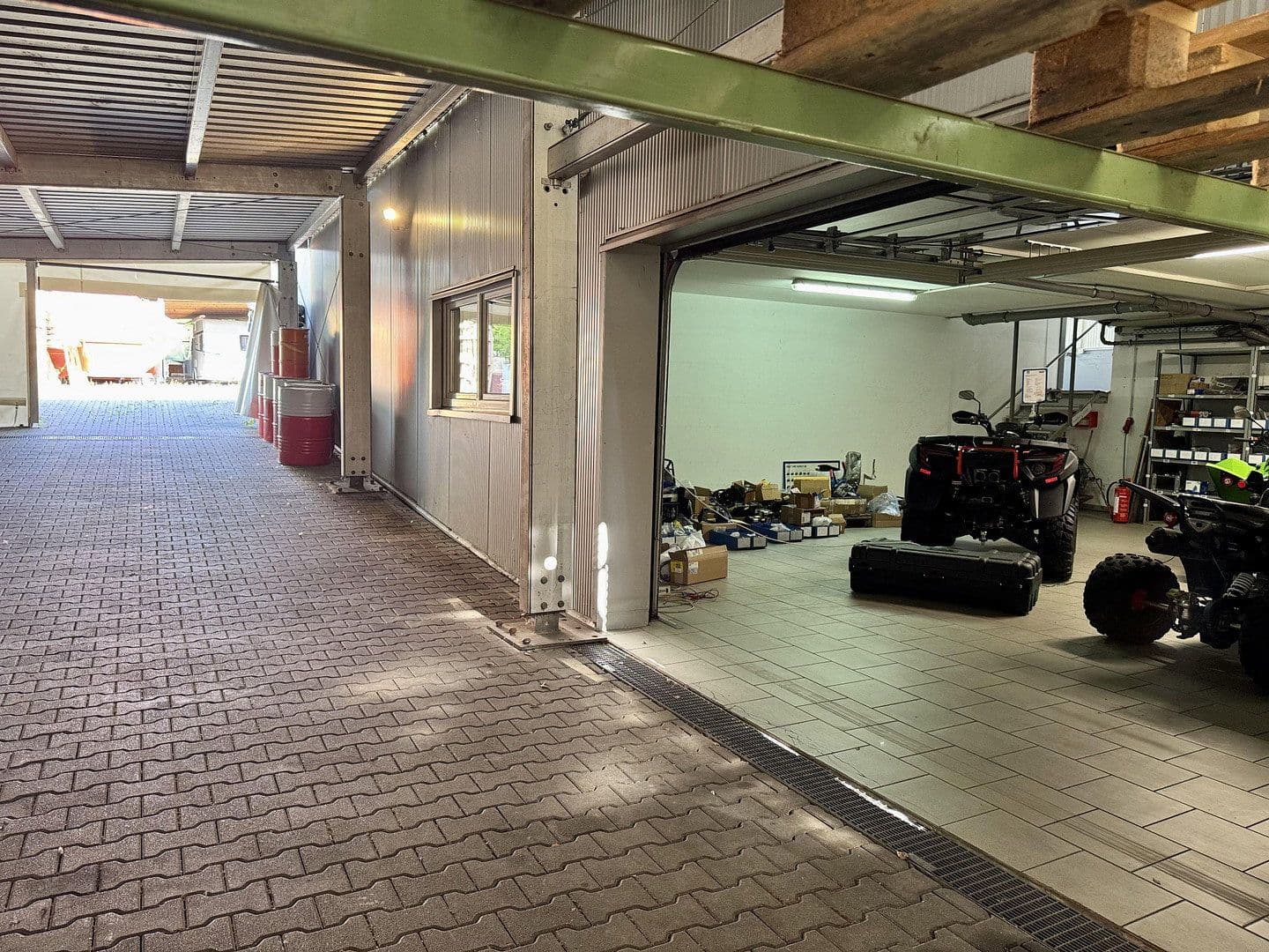 Prodej nebytového prostoru 3.300 m², Pfaffenhofen, Bavorsko Prodej nebytového prostoru 3.300 m², Pfaffenhofen, Bavorsko