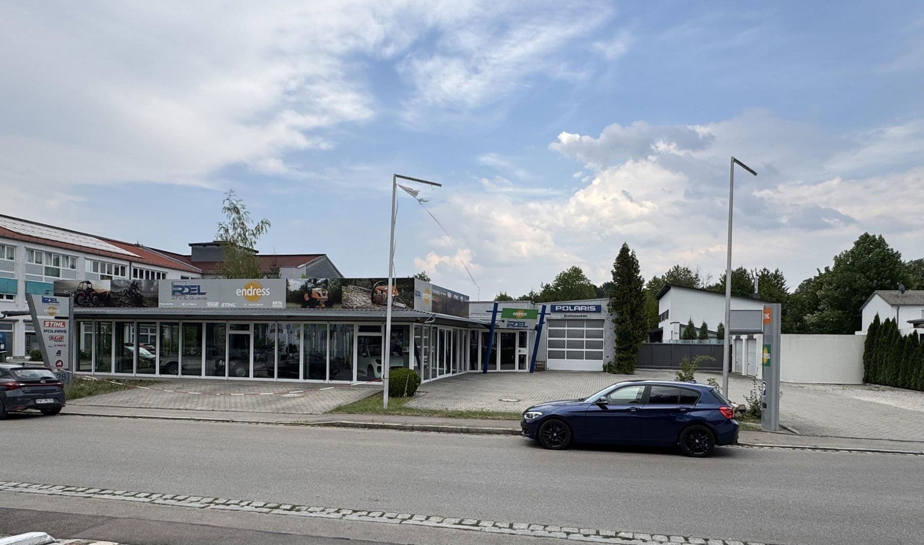 Prodej nebytového prostoru 3.300 m², Pfaffenhofen, Bavorsko Prodej nebytového prostoru 3.300 m², Pfaffenhofen, Bavorsko