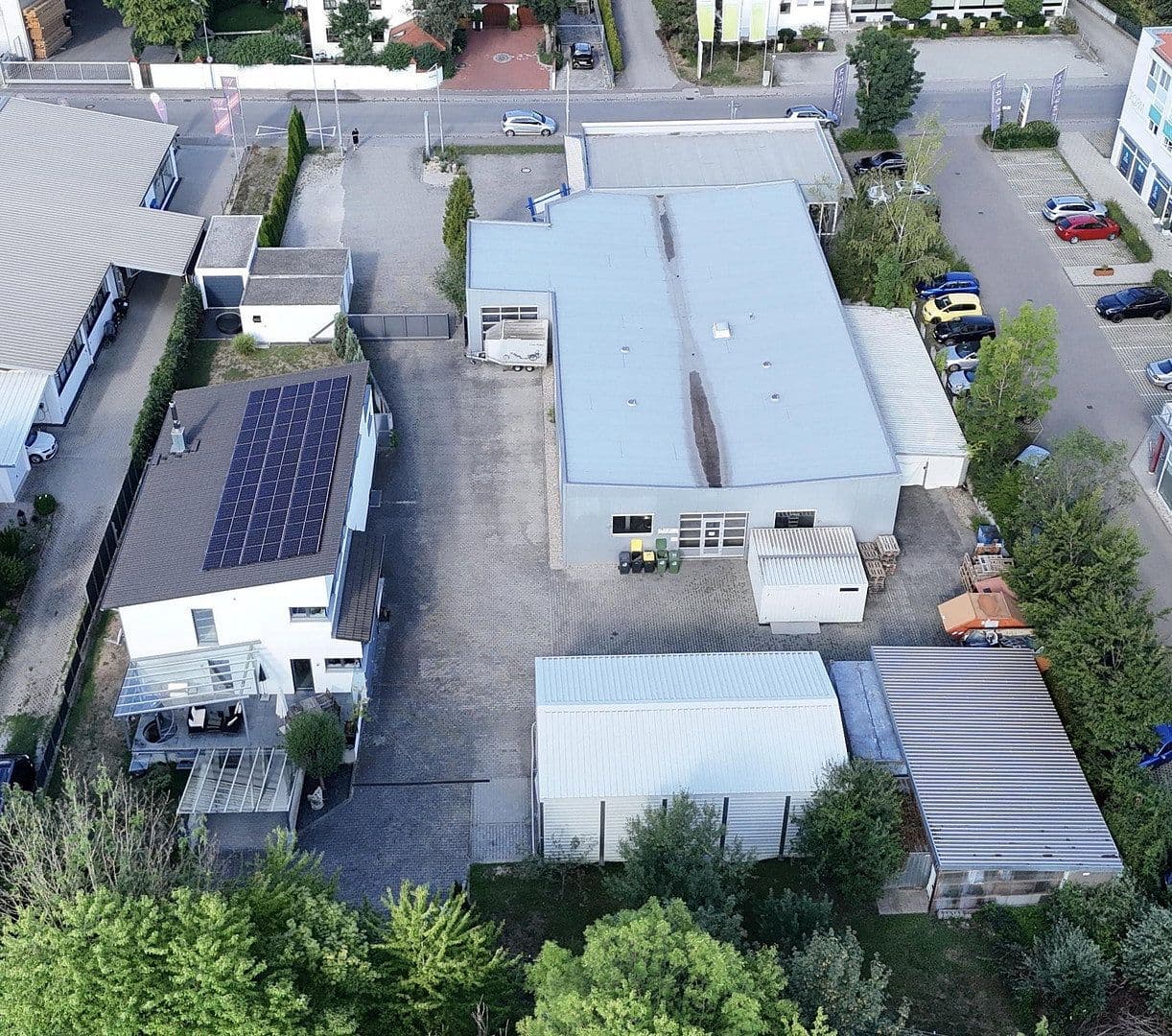 Prodej nebytového prostoru 3.300 m², Pfaffenhofen, Bavorsko Prodej nebytového prostoru 3.300 m², Pfaffenhofen, Bavorsko