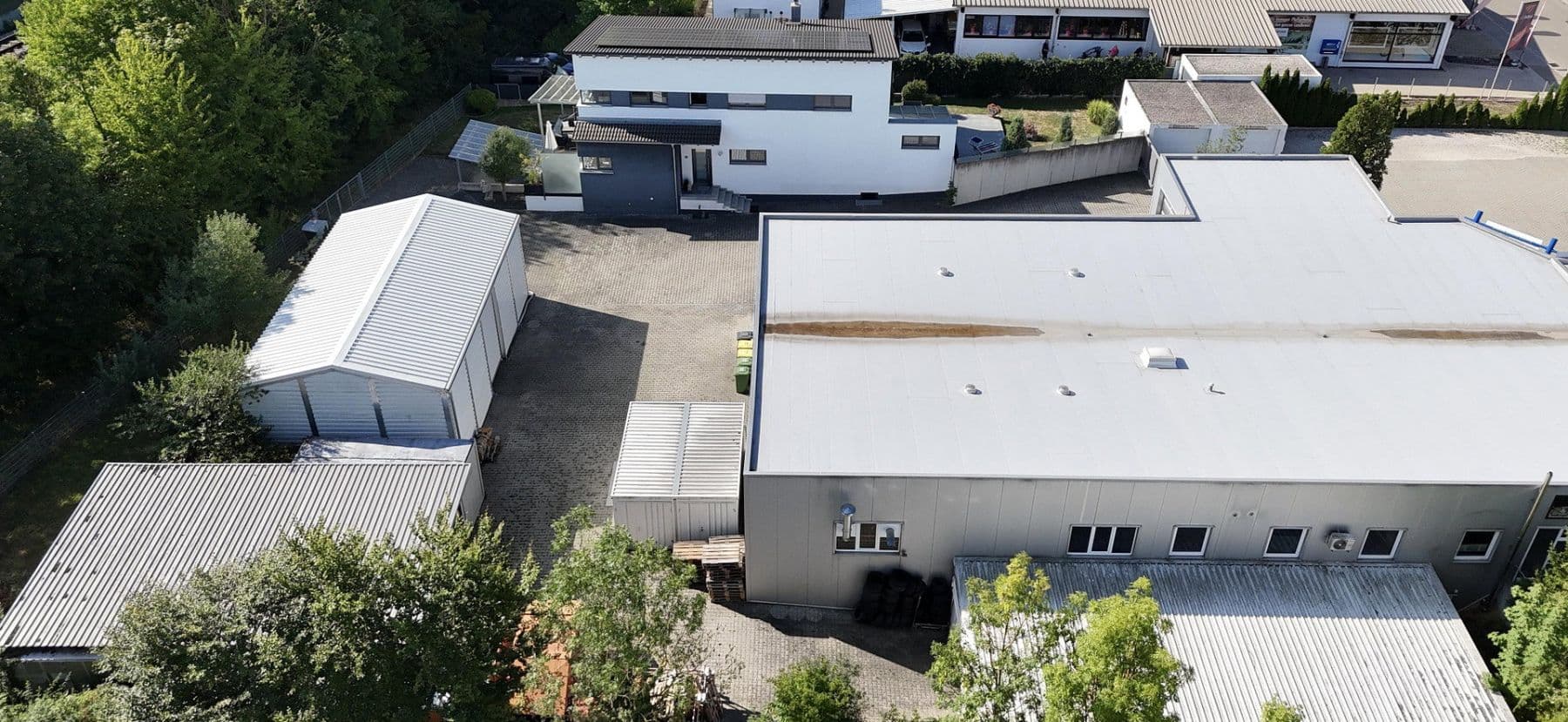 Prodej nebytového prostoru 3.300 m², Pfaffenhofen, Bavorsko Prodej nebytového prostoru 3.300 m², Pfaffenhofen, Bavorsko