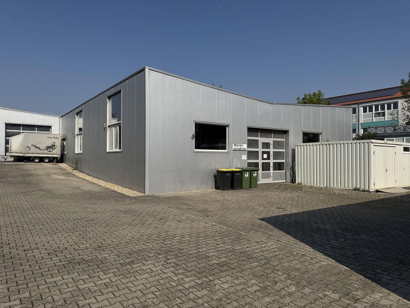 Prodej nebytového prostoru 3.300 m², Pfaffenhofen, Bavorsko Prodej nebytového prostoru 3.300 m², Pfaffenhofen, Bavorsko