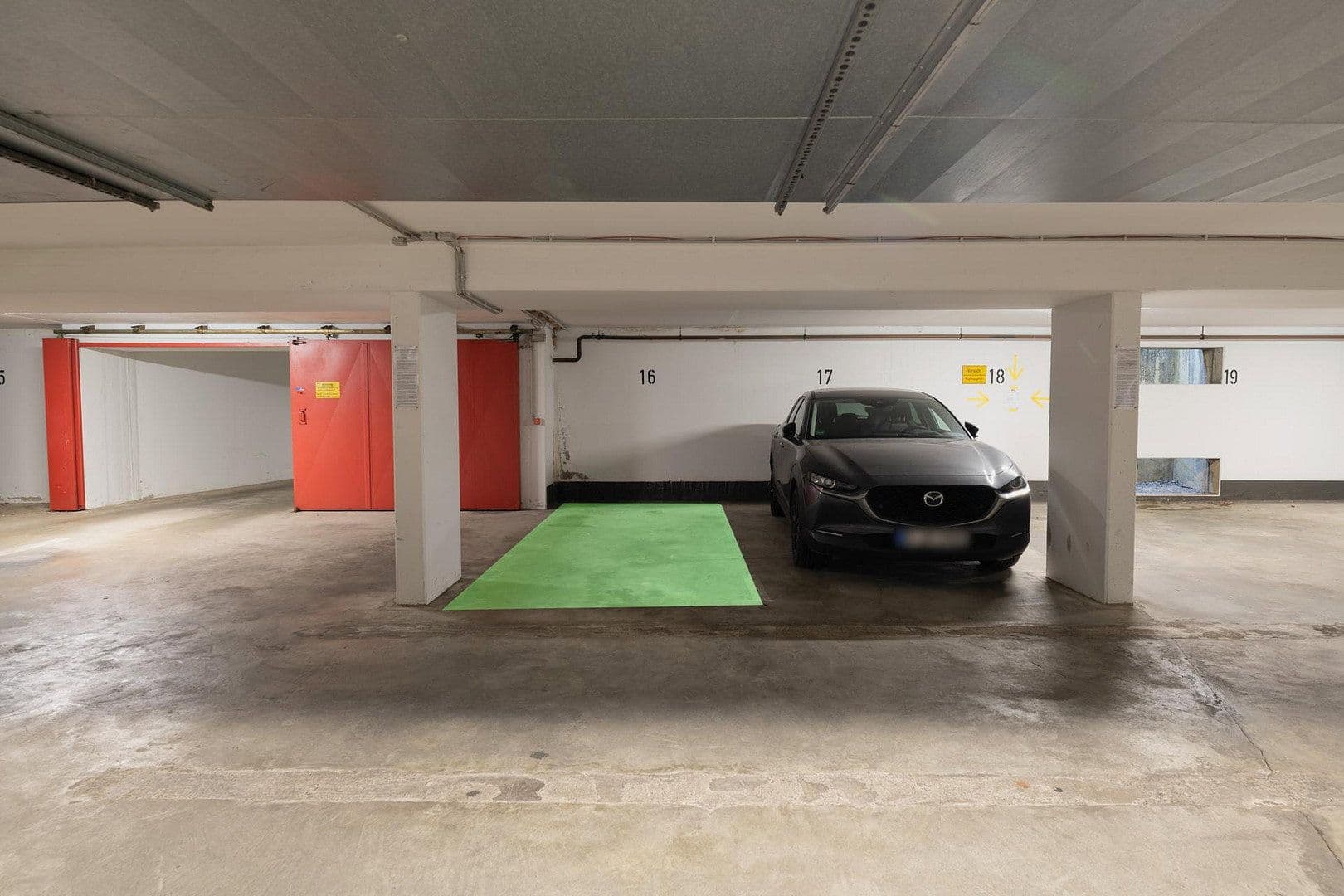 Prodej bytu 3+1 82 m², Schöneberger Straße 12, Friedrichshain-Kreuzberg - Kreuzberg, Berlín Prodej bytu 3+1 82 m², Schöneberger Straße 12, Friedrichshain-Kreuzberg - Kreuzberg, Berlín