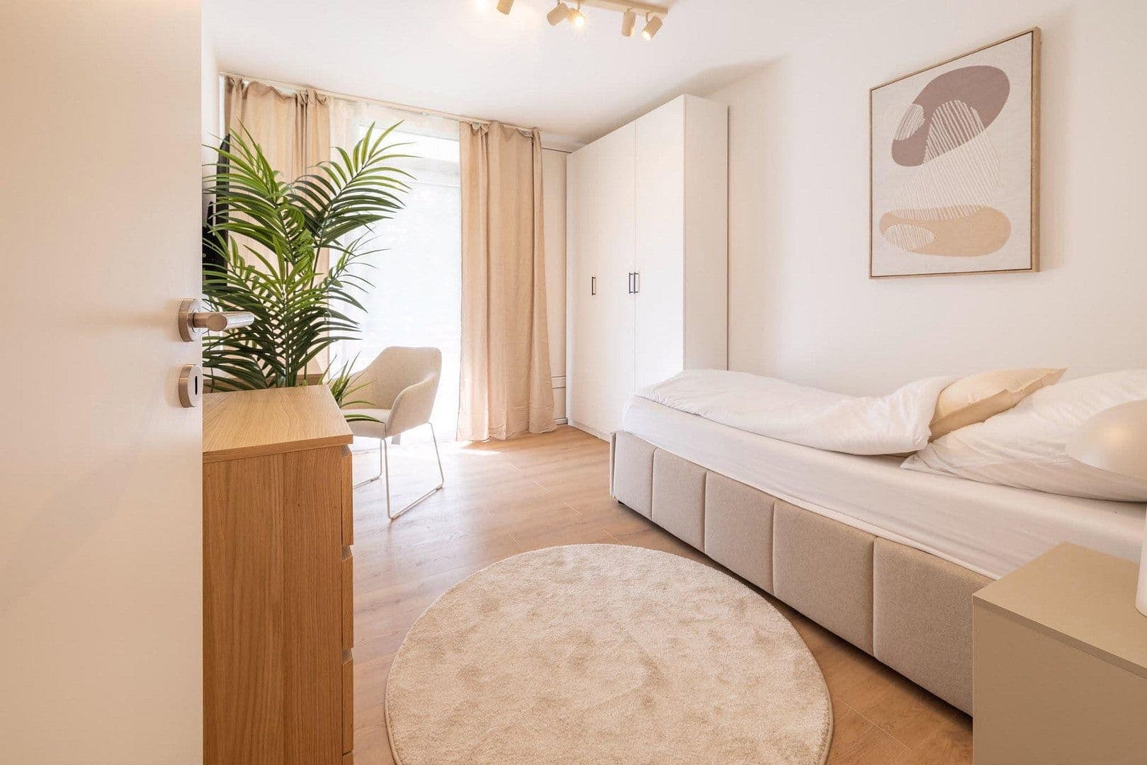 Pronájem bytu 79 m², Wilhelm-Diess-Weg 9, München, Bavorsko Pronájem bytu 79 m², Wilhelm-Diess-Weg 9, München, Bavorsko