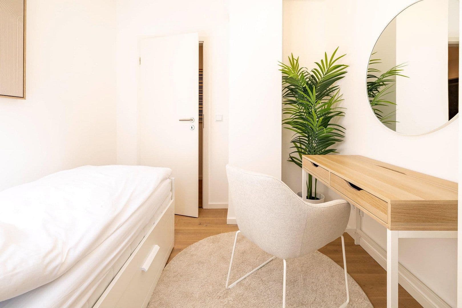 Pronájem bytu 79 m², Wilhelm-Diess-Weg 9, München, Bavorsko Pronájem bytu 79 m², Wilhelm-Diess-Weg 9, München, Bavorsko