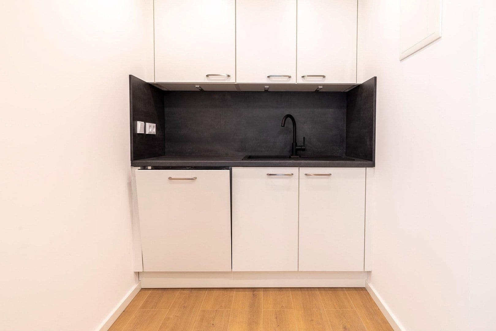 Pronájem bytu 79 m², Wilhelm-Diess-Weg 9, München, Bavorsko Pronájem bytu 79 m², Wilhelm-Diess-Weg 9, München, Bavorsko