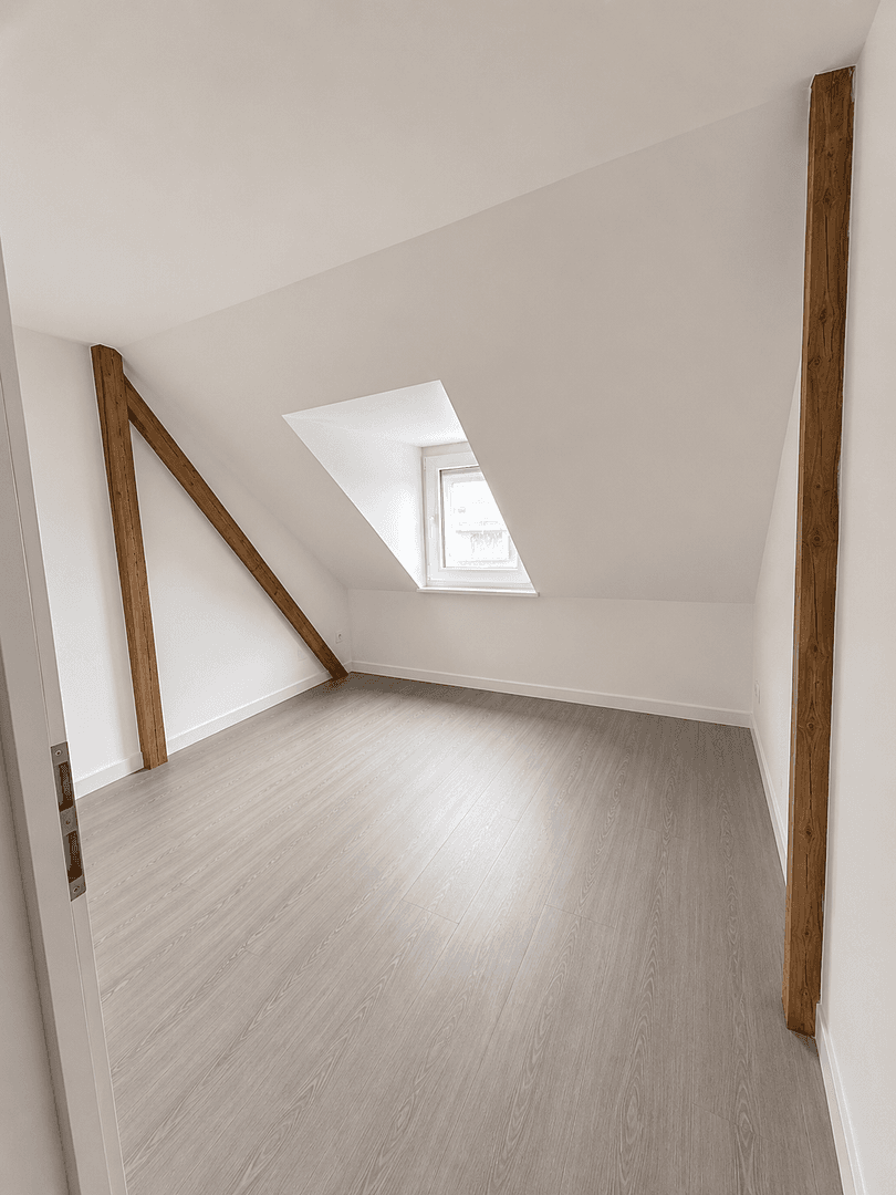 Pronájem bytu 3+1 102 m², Kassel, Hessen Pronájem bytu 3+1 102 m², Kassel, Hessen