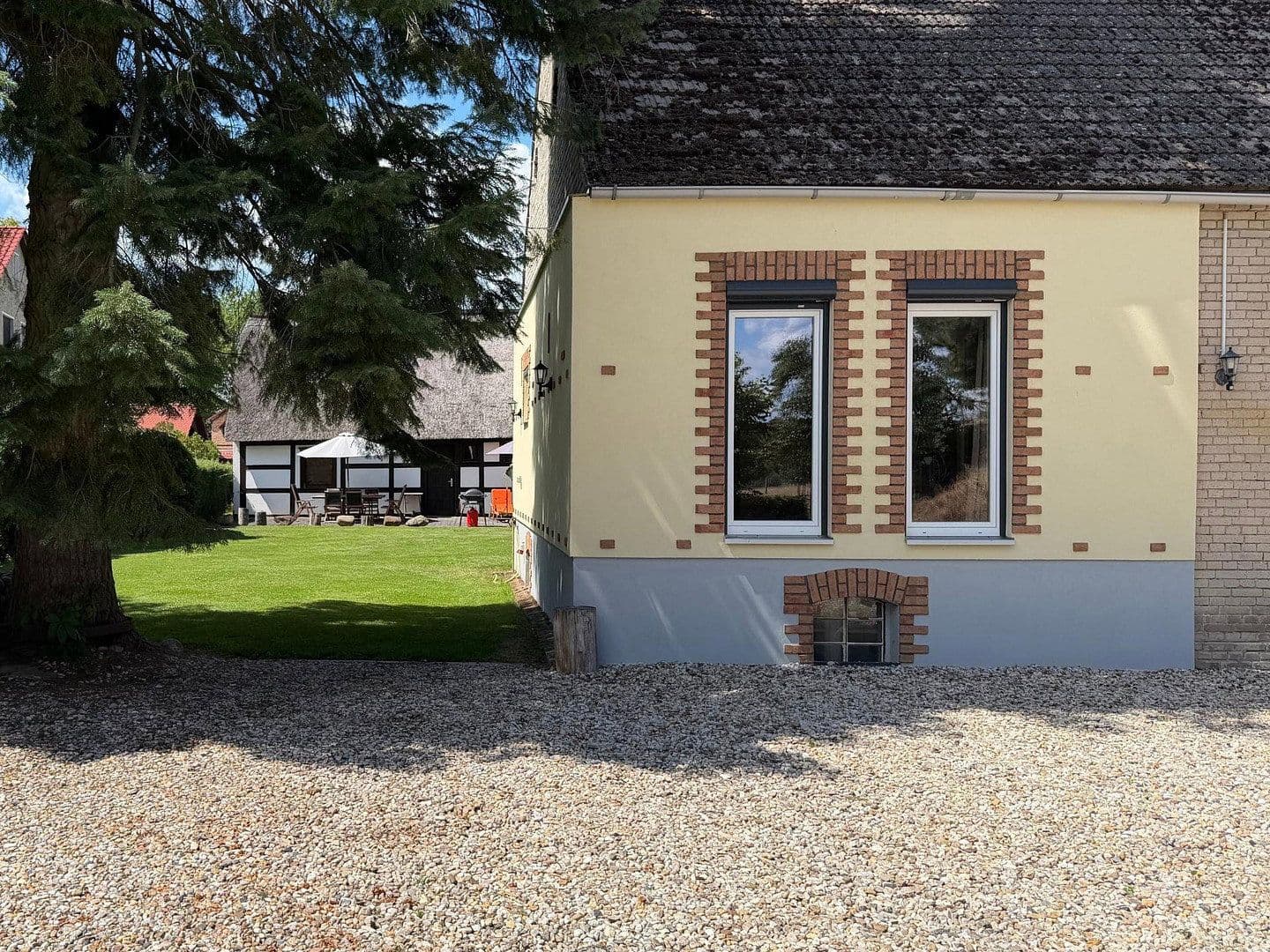Prodej domu 98 m², pozemek 2.100 m², Ludwigsfelde, Braniborsko Prodej domu 98 m², pozemek 2.100 m², Ludwigsfelde, Braniborsko
