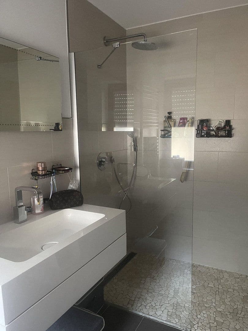 Prodej domu 250 m², pozemek 989 m², Kappenstraße 21, Mülheim an der Ruhr, Severní Porýní-Vestfálsko Prodej domu 250 m², pozemek 989 m², Kappenstraße 21, Mülheim an der Ruhr, Severní Porýní-Vestfálsko