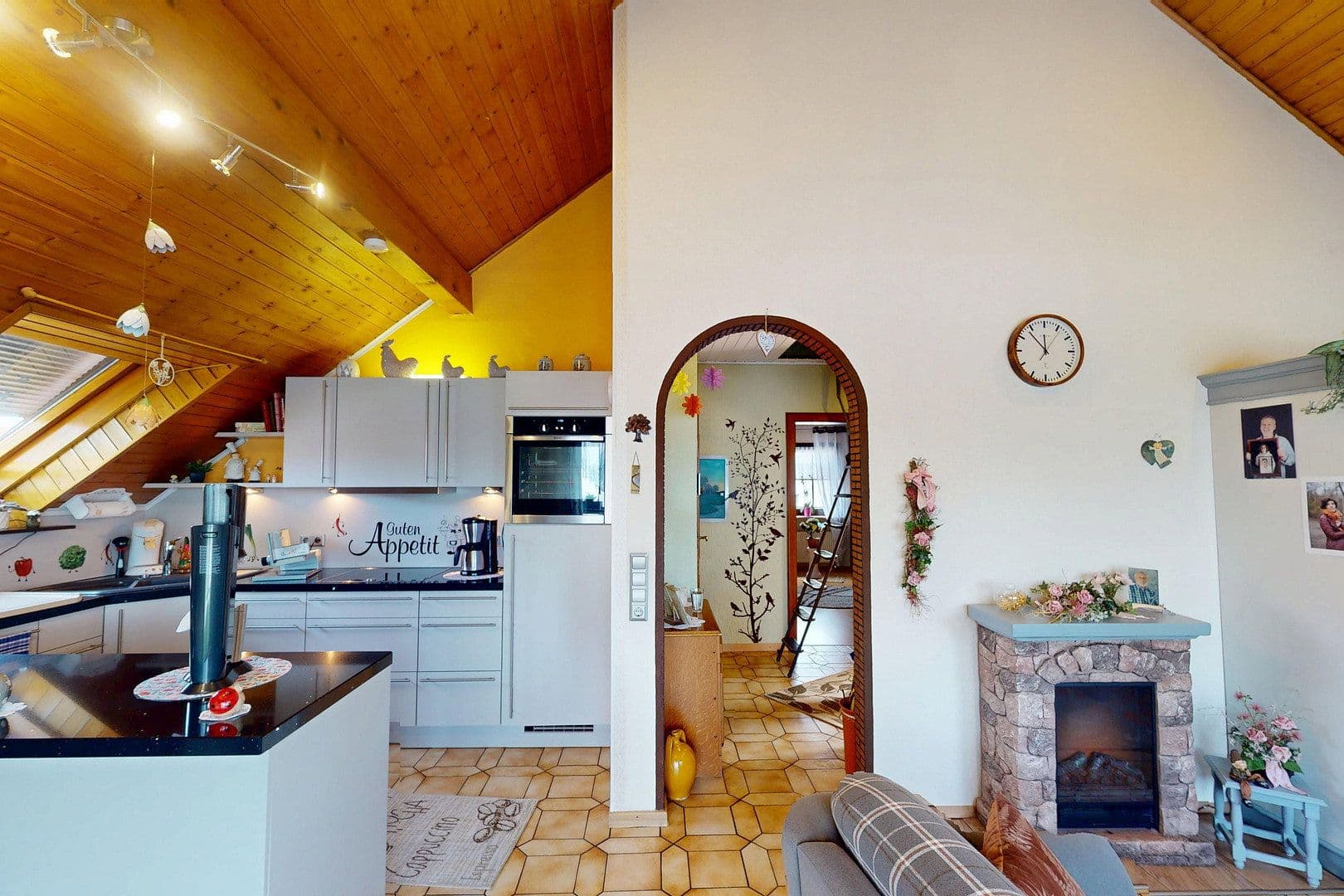 Prodej domu 226 m², pozemek 546 m², Fußgönheim, Porýní-Falc Prodej domu 226 m², pozemek 546 m², Fußgönheim, Porýní-Falc