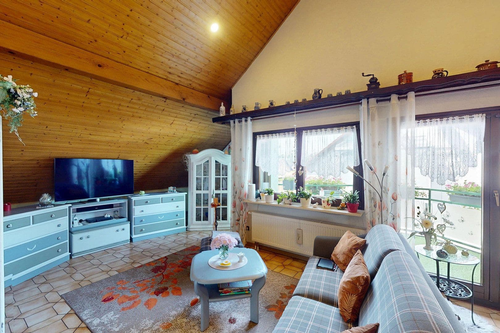 Prodej domu 226 m², pozemek 546 m², Fußgönheim, Porýní-Falc Prodej domu 226 m², pozemek 546 m², Fußgönheim, Porýní-Falc