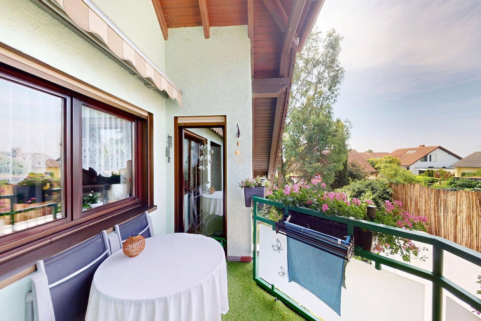 Prodej domu 226 m², pozemek 546 m², Fußgönheim, Porýní-Falc Prodej domu 226 m², pozemek 546 m², Fußgönheim, Porýní-Falc