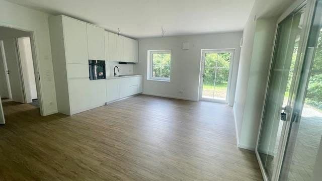Pronájem bytu 3+1 82 m², Hollernstr. 109 B, Hollern-Twielenfleth, Dolní Sasko Pronájem bytu 3+1 82 m², Hollernstr. 109 B, Hollern-Twielenfleth, Dolní Sasko