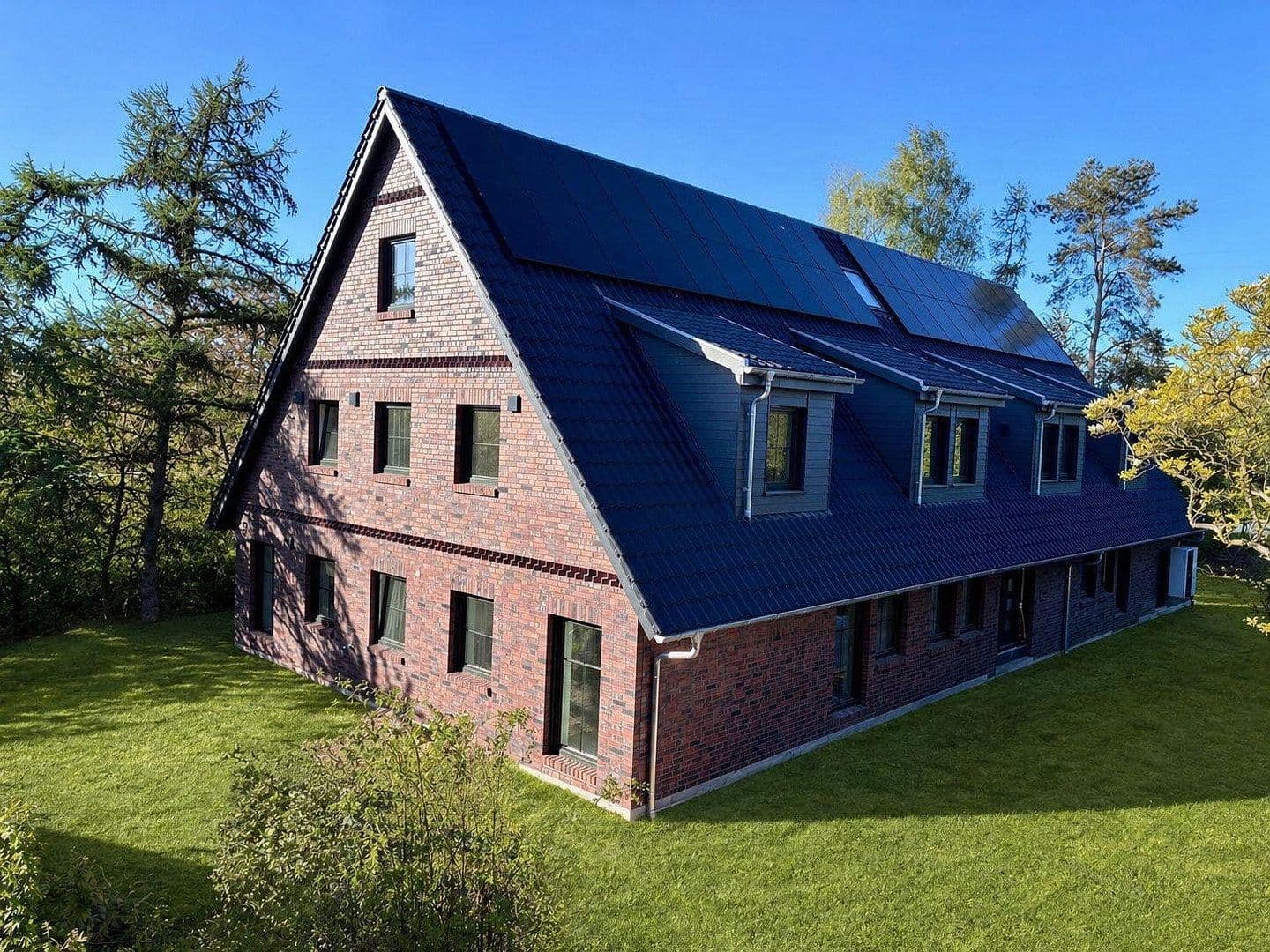 Pronájem bytu 3+1 82 m², Hollernstr. 109 B, Hollern-Twielenfleth, Dolní Sasko Pronájem bytu 3+1 82 m², Hollernstr. 109 B, Hollern-Twielenfleth, Dolní Sasko