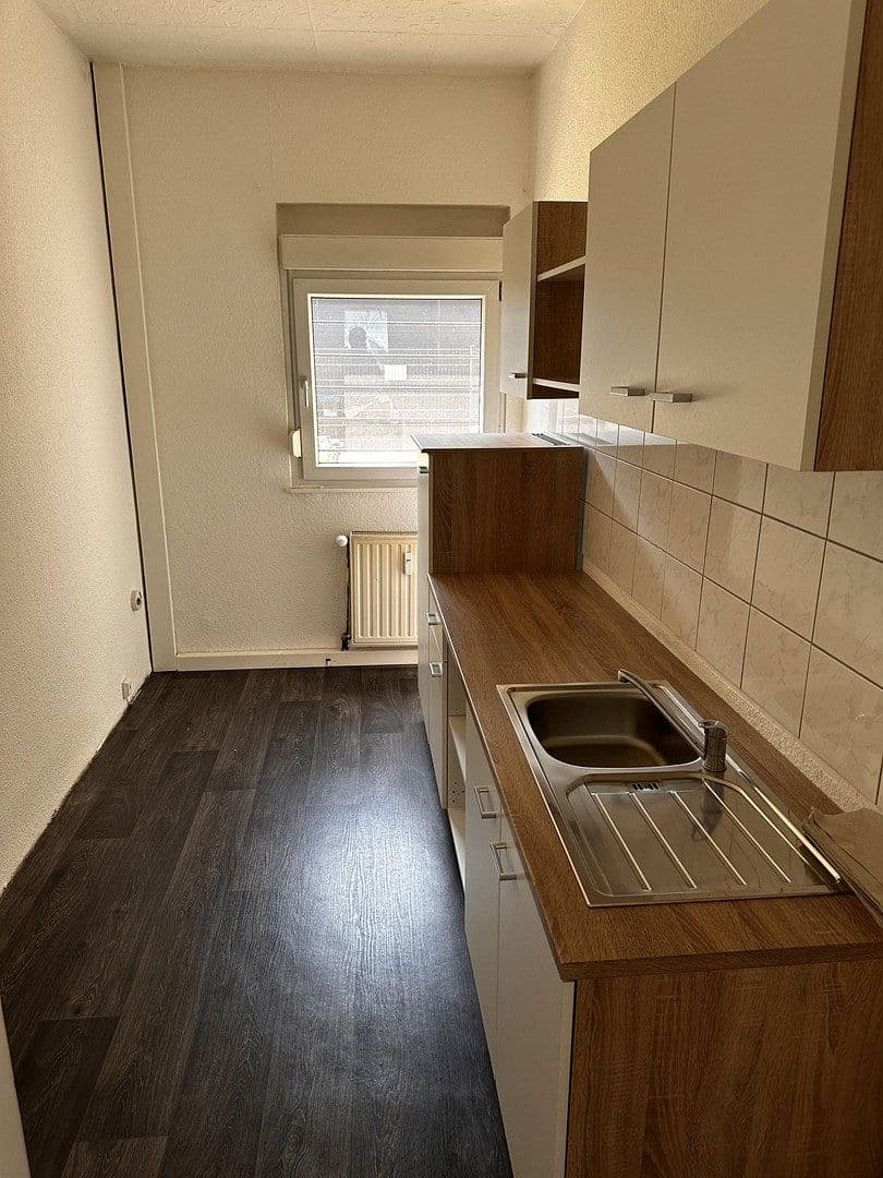 Pronájem kanceláře 43 m², Duisburg, Severní Porýní-Vestfálsko Pronájem kanceláře 43 m², Duisburg, Severní Porýní-Vestfálsko