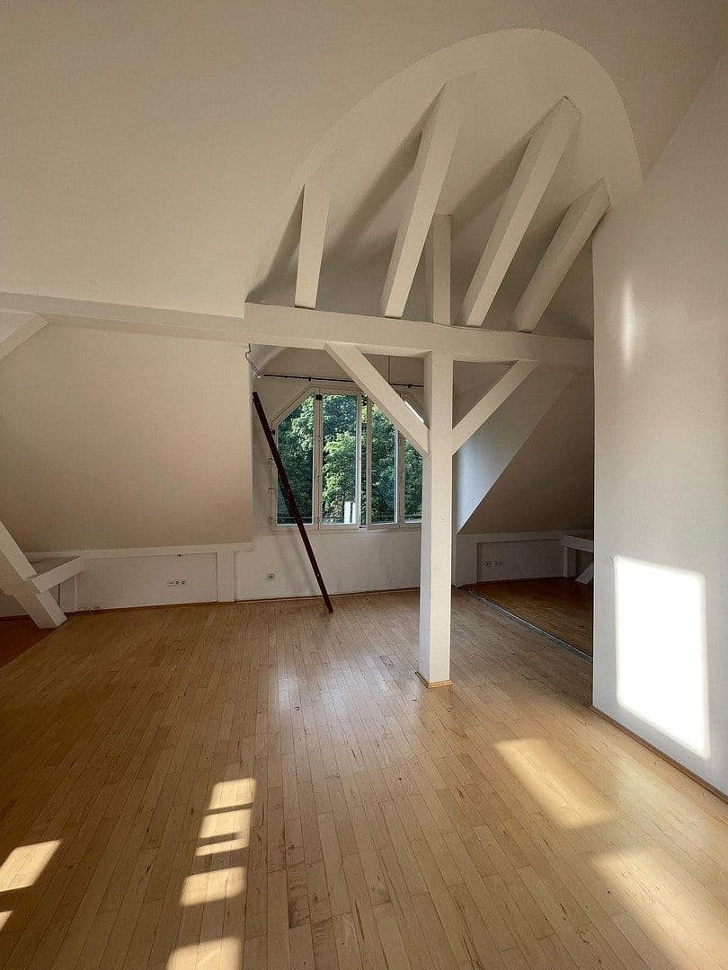 Prodej bytu 3+1 130 m², München, Bavorsko Prodej bytu 3+1 130 m², München, Bavorsko