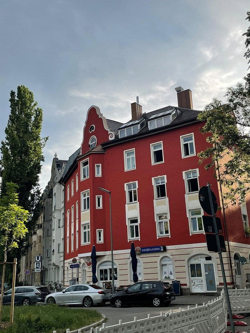 Prodej bytu 3+1 130 m², München, Bavorsko Prodej bytu 3+1 130 m², München, Bavorsko