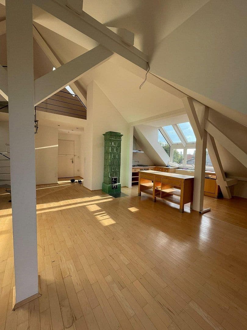 Prodej bytu 3+1 130 m², München, Bavorsko Prodej bytu 3+1 130 m², München, Bavorsko