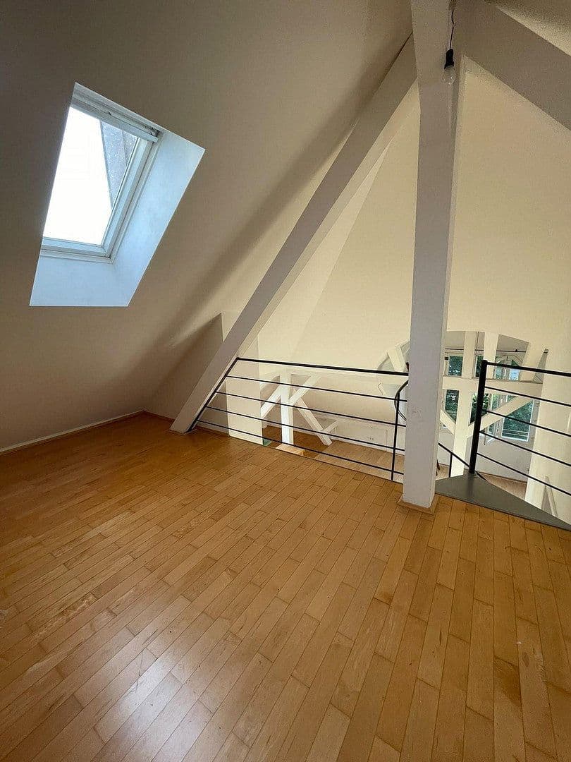 Prodej bytu 3+1 130 m², München, Bavorsko Prodej bytu 3+1 130 m², München, Bavorsko
