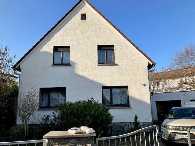 Prodej domu 95 m², pozemek 567 m², Lübecker Straße 10, Rüsselsheim am Main, Hessen Prodej domu 95 m², pozemek 567 m², Lübecker Straße 10, Rüsselsheim am Main, Hessen
