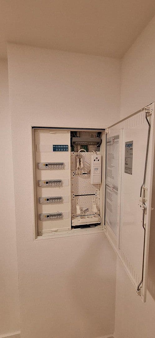 Prodej bytu 4+1 107 m², Heidelberg, Bádensko-Württembersko Prodej bytu 4+1 107 m², Heidelberg, Bádensko-Württembersko