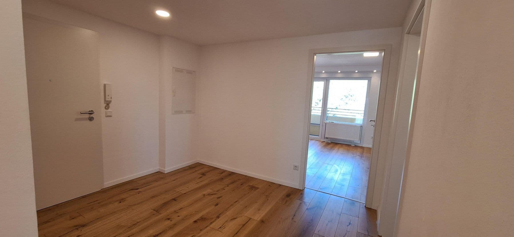 Prodej bytu 4+1 107 m², Heidelberg, Bádensko-Württembersko Prodej bytu 4+1 107 m², Heidelberg, Bádensko-Württembersko