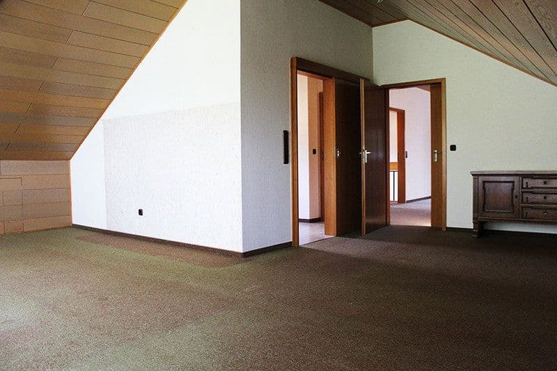 Prodej domu 231 m², pozemek 995 m², Ahornstraße 48, Leun, Hessen Prodej domu 231 m², pozemek 995 m², Ahornstraße 48, Leun, Hessen