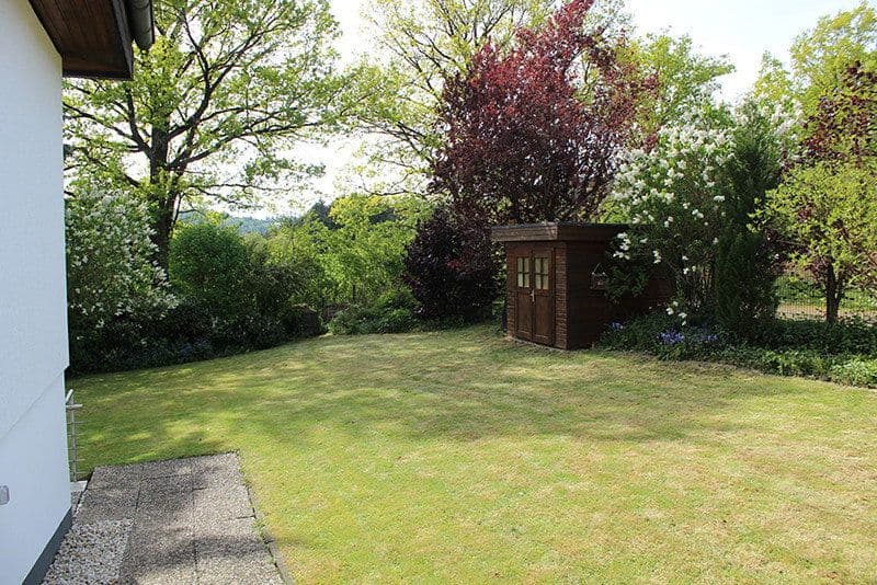 Prodej domu 231 m², pozemek 995 m², Ahornstraße 48, Leun, Hessen Prodej domu 231 m², pozemek 995 m², Ahornstraße 48, Leun, Hessen