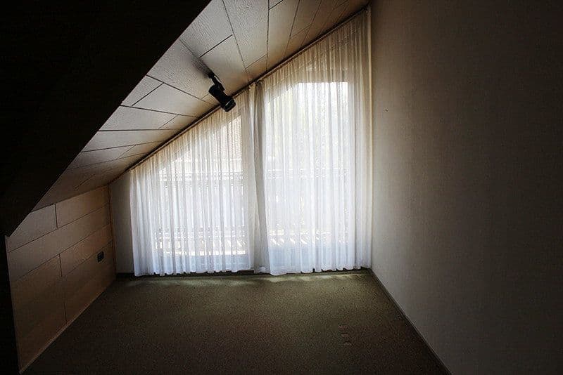 Prodej domu 231 m², pozemek 995 m², Ahornstraße 48, Leun, Hessen Prodej domu 231 m², pozemek 995 m², Ahornstraße 48, Leun, Hessen