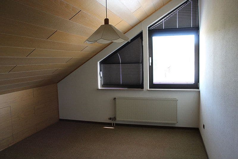 Prodej domu 231 m², pozemek 995 m², Ahornstraße 48, Leun, Hessen Prodej domu 231 m², pozemek 995 m², Ahornstraße 48, Leun, Hessen
