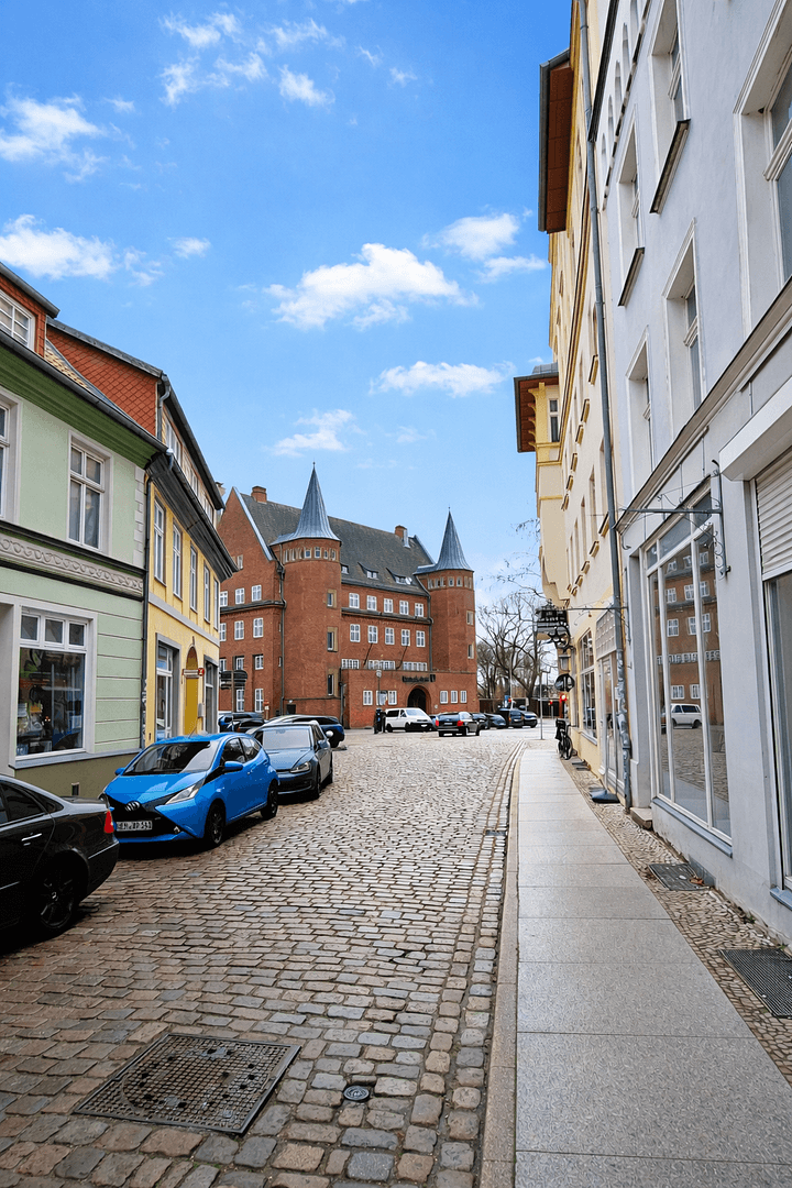 Pronájem bytu 3+1 82 m², Tribseer Str. 29, Stralsund, Mecklenburg-Vorpommern Pronájem bytu 3+1 82 m², Tribseer Str. 29, Stralsund, Mecklenburg-Vorpommern