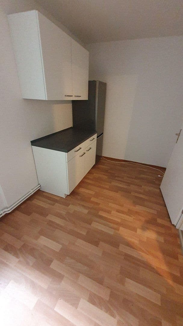 Pronájem bytu 3+1 82 m², Tribseer Str. 29, Stralsund, Mecklenburg-Vorpommern Pronájem bytu 3+1 82 m², Tribseer Str. 29, Stralsund, Mecklenburg-Vorpommern