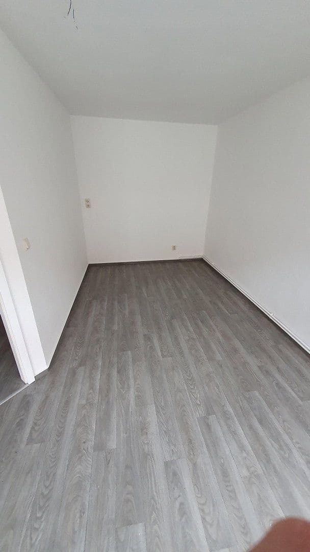 Pronájem bytu 3+1 82 m², Tribseer Str. 29, Stralsund, Mecklenburg-Vorpommern Pronájem bytu 3+1 82 m², Tribseer Str. 29, Stralsund, Mecklenburg-Vorpommern