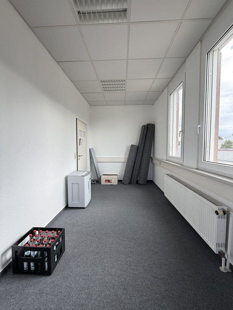 Pronájem kanceláře 174 m², Stuttgarter Straße 41, Pforzheim, Bádensko-Württembersko Pronájem kanceláře 174 m², Stuttgarter Straße 41, Pforzheim, Bádensko-Württembersko