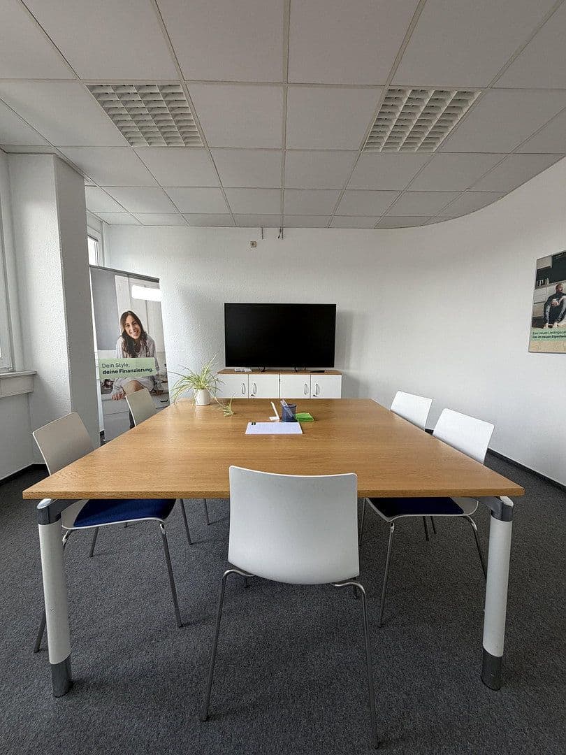 Pronájem kanceláře 174 m², Stuttgarter Straße 41, Pforzheim, Bádensko-Württembersko Pronájem kanceláře 174 m², Stuttgarter Straße 41, Pforzheim, Bádensko-Württembersko