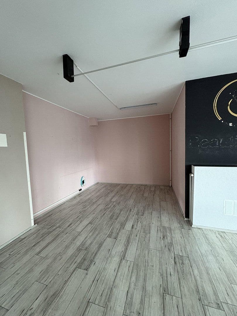 Pronájem kanceláře 110 m², Herforder Str. 7, Bad Oeynhausen, Severní Porýní-Vestfálsko Pronájem kanceláře 110 m², Herforder Str. 7, Bad Oeynhausen, Severní Porýní-Vestfálsko